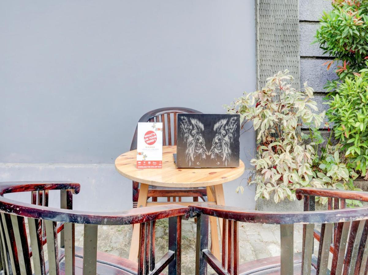 Oyo 90711 Blembong Homestay Jimbaran Exterior foto